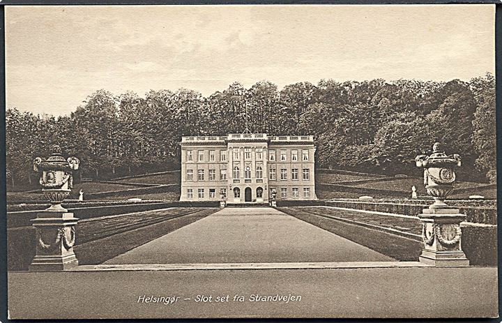 Helsingør. Slot set fra Strandvejen. J. Chr. Pedersens Kunstforlag no. 632. 