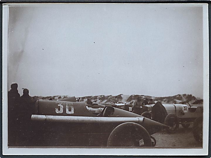 Motorløb på Fanø ca. 1920'erne. Foto 8½x11½ cm.