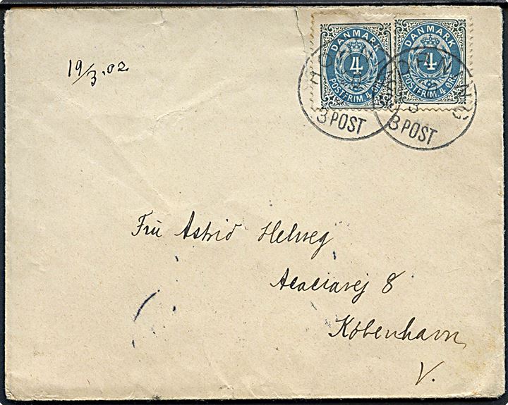 4 øre Tofarvet omv. rm. (2) på brev annulleret med lapidar Hørning d. 20.3.1902 til København.