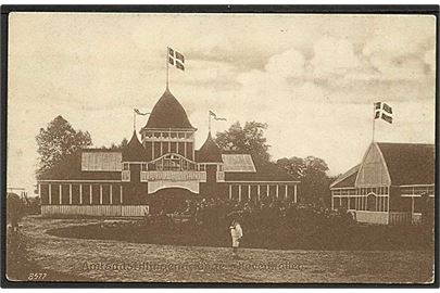 Hovedhallen paa Amtsudstillingen i Ringe. Nørmark no. 8577.