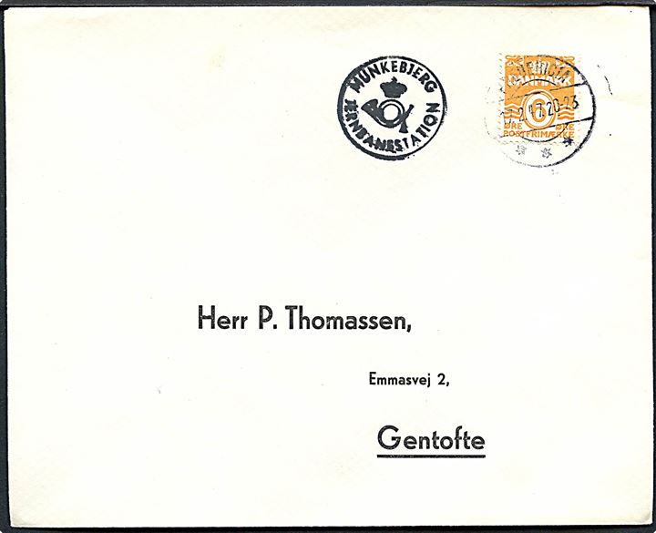 6 øre Bølgelinie på filatelistisk tryksag annulleret Fredericia d. 17.2.1947 og sidestemplet MUNKEBJERG JERNBANESTATION til Gentofte.