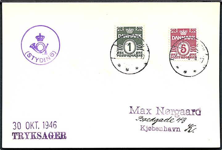 1 øre og 5 øre Bølgelinie på filatelistisk tryksags-brevkort annulleret Haderslev d. 29.9.1946 og sidestemplet med posthornstempel (STYDING) til København.