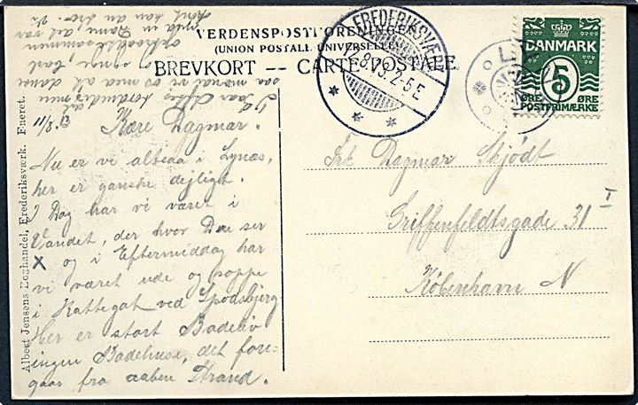 5 øre Bølgelinie på brevkort (Strandbakker ved Lynæs) annulleret med stjernestempel LYNÆS og sidestemplet Frederiksværk d. 12.8.1913 til København.