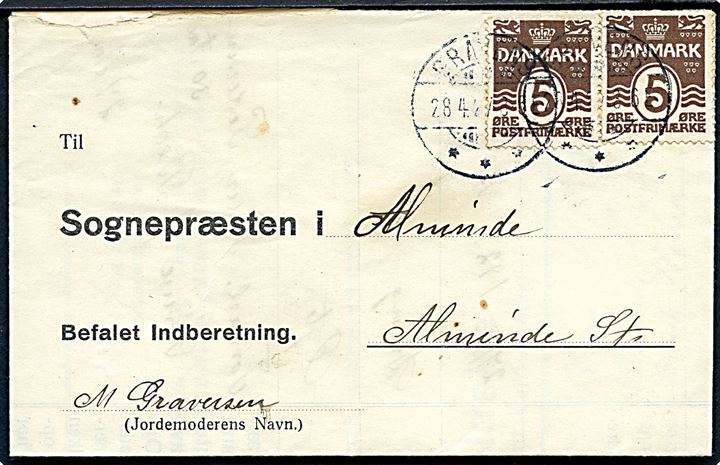 5 øre Bølgelinie i parstykke på Befalet Indberetning stemplet Gravens d. 28.4.1927 til Sognepræsten i Alminde.