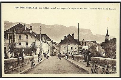 Broen over floden Guiers der adskiller departementerne l'Isére og Savoie, Frankrig. Garcin u/no.