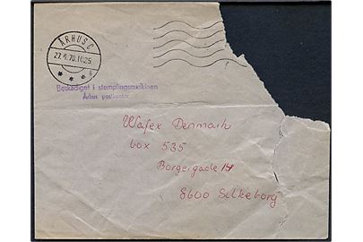 Kuvert stemplet Århus C d. 27.4.1970 til Silkeborg med violet stempel: Beskadiget i stemplingsmaskinen Århus postkontor.