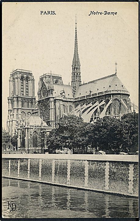 Paris, Notre Dame med kirkeskib og spir. K.D. u/no.