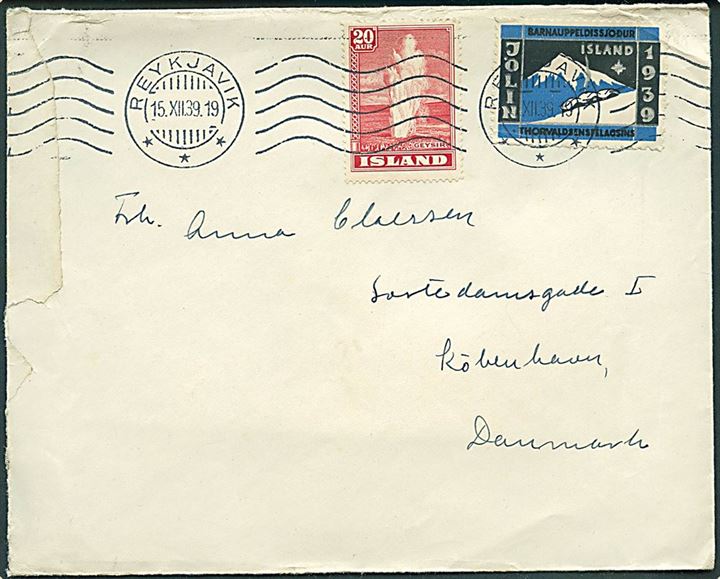 20 aur Geysir og Thorvaldsen Forening Julemærke 1939 på brev fra Reykjavik d. 15.12.1939 til København, Danmark. Uden censur. Rifter i venstre side.