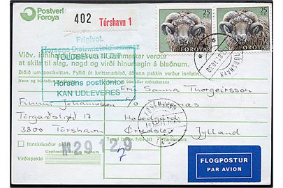 25 kr. Vædder (2) på adressekort for luftpostpakke fra Tórshavn d. 11.12.1981 til Hovedgård, Danmark.