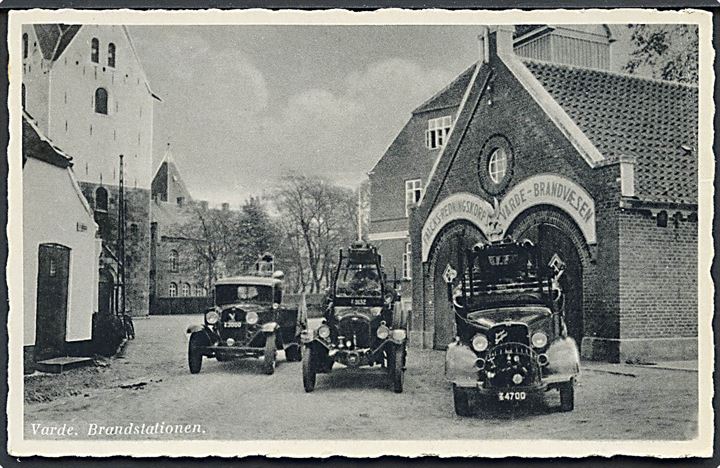 Varde. Brandstationen med brandbiler. Holger Christensen no. 7901. 