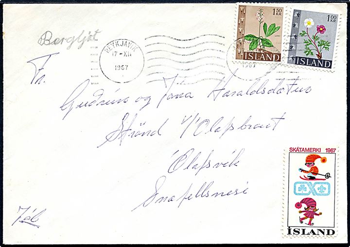 1 kr. og 1,50 kr. Blomster og Spejderforbundet julemærke 1967 på brev fra Reykjavik d. 17.12.1967 til Olafsvik. 