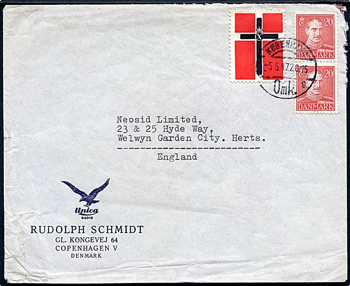 20 øre Chr. X (2) og Chr. X sørgemærkat på brev fra København d. 5.5.1947 til England.