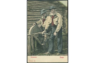 Telemarken, bønder ved slibesten. Mittet & Co. no. 157. Kvalitet 8