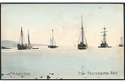 Thorshavn, fiskefartøjer på reden. Stenders no. 10329. Kvalitet 8