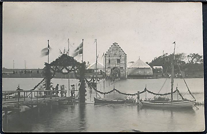 Ribe, dyreskue 1912 med oversvømmet Skibsbro mod Hovedengen. Fotokort u/no. Kvalitet 7