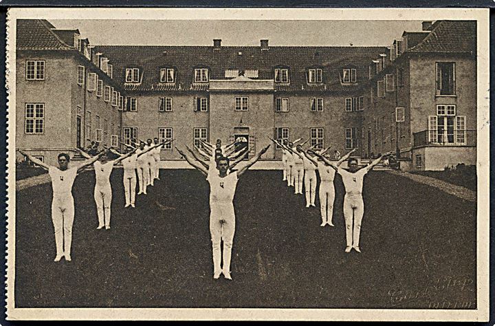 Sport. Olympiade 1924. Niels Bukh’s Mandshold, Ollerup. Stenders Den Olympiske Komité no. 3. Kvalitet 9