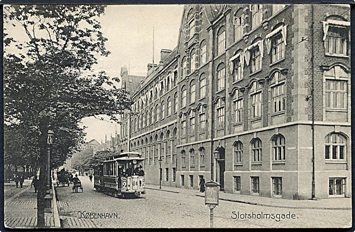 Købh., Slotsholmsgade med sporvogn linie 2 vogn 64. Stenders no. 2176. Kvalitet 8