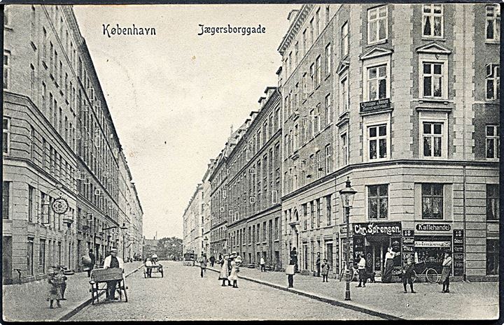 Købh., Jægersborggade med Chr. Sørensen’s Kaffehandel. P. Alstrup no. 9406. Kvalitet 7