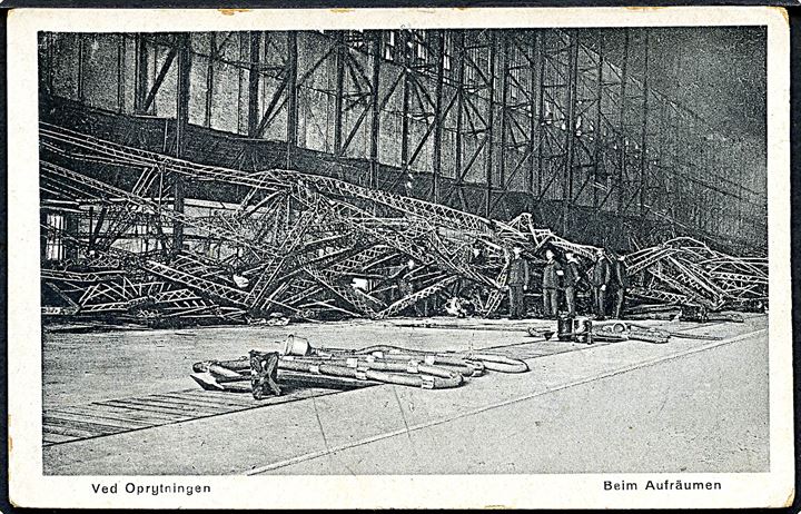 Zeppelinbasen i Tønder. Oprydning efter brændt luftskib. M. Glückstadt & Münden no. 82419. Kvalitet 7
