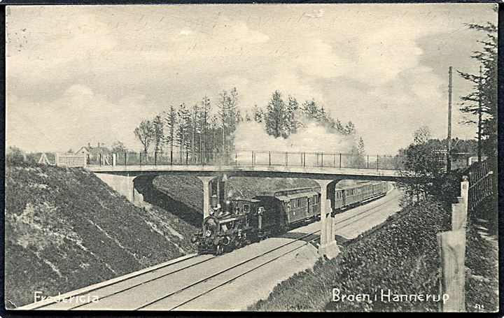 Hannerup, jernbanebroen med damptog. J. Andersen no. 318. Kvalitet 7