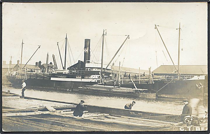 Norge. “Stalheim”, S/S, A/S Standard skadet af tyske ubåde U49 i 1917 og UC52 i 1918. Fotokort u/no. Kvalitet 7