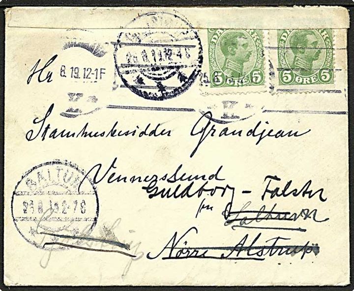 5 øre Chr. X i parstykke på brev fra Kjøbenhavn d. 25.8.1919 til Nr. Alslev. Fejlsendt til Nr. Alstrup pr. Gjølstrup og fejlagtigt åbnet. Påtegning på bagsiden.