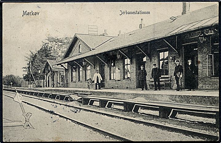 Mørkøv, jernbanestation med personale. P. Alstrup no. 4951. Kvalitet 7