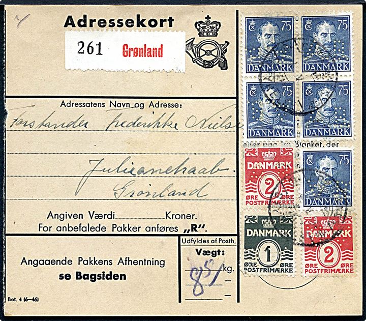1 øre, 2 øre (2) Bølgelinie, 75 øre Chr. X (5) med perfin A.B. (Firma Arnold Busck) på adressekort annulleret Grønlands Styrelse d. 2.5.1948 (svagt aftryk) til Julianehaab, Grønland. 