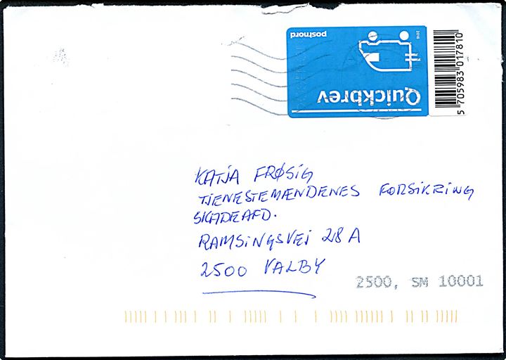 Postnord Quickbrev 2016 mærkat på brev fra Aarhus annulleret med svagt stempel Sydjyllands Postcenter til Valby.