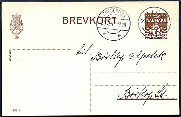 7 øre helsagsbrevkort (fabr. 138 A) annulleret med udslebet stjernestempel SMIDSTRUP og sidestemplet Fredericia d. 26.5.1941 til Børkop.