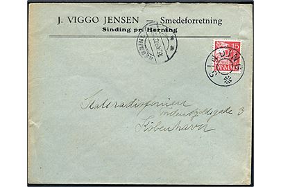 15 øre Karavel på brev annulleret med udslebet stjernestempel SINDING og sidestemplet Herning d. 15.4.1940 til København.