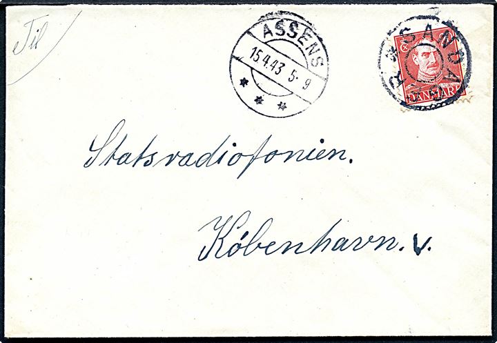 20 øre Chr. X på brev annulleret med udslebet stjernestempel SANDAGER (type II) og sidestemplet Assens d. 15.4.1943 til København.