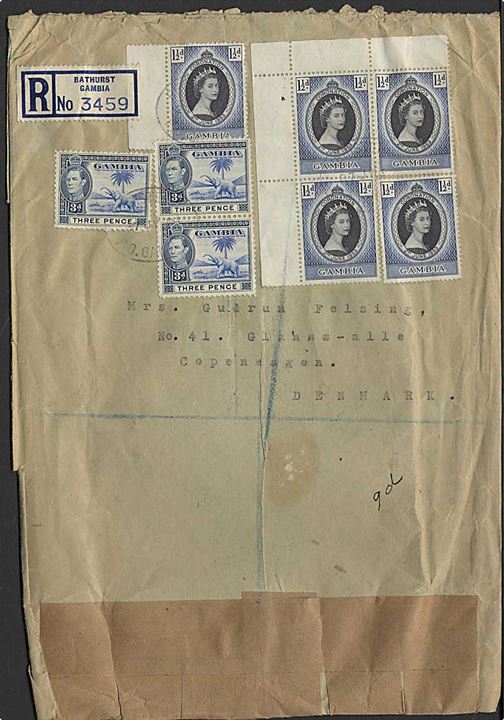 3d Elefant (3) og 1½d Elizabeth Kroning (5) på stort anbefalet brev fra Bathurst 1956 til København, Danmark.