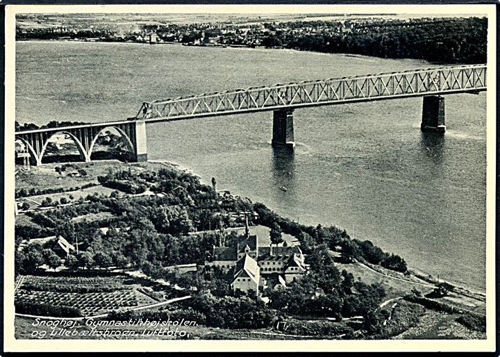 Snoghøj. Gymnastikhøjskolen og Lillebæltsbroen. Luftfoto. Rudolf Olsens Kunstforlag no. 7188. 