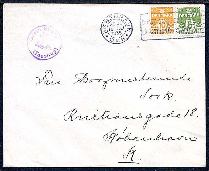 5 øre og 10 øre Bølgelinie på brev stemplet København d. 16.7.1935 og sidestemplet med posthornstempel Greve Strand (Taastrup) til København. Sommerpostindleveringssted 1935-36.