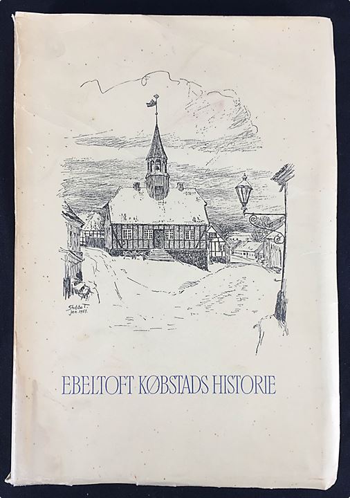 Ebeltoft Købstads Historie af Poul Rasmussen & Gustav Albeck. 538 sider. Skjolder på omslag.