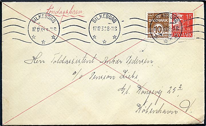 10 øre Bølgelinie og 15 øre Karavel på søndagsbrev fra Silkeborg d. 17.12.1932 til København.