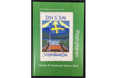 Postryttaren - Årsbok för Postmuseum 2016 bl.a. med artikel om Anna Palm som postkortkunstner. 142 sider.