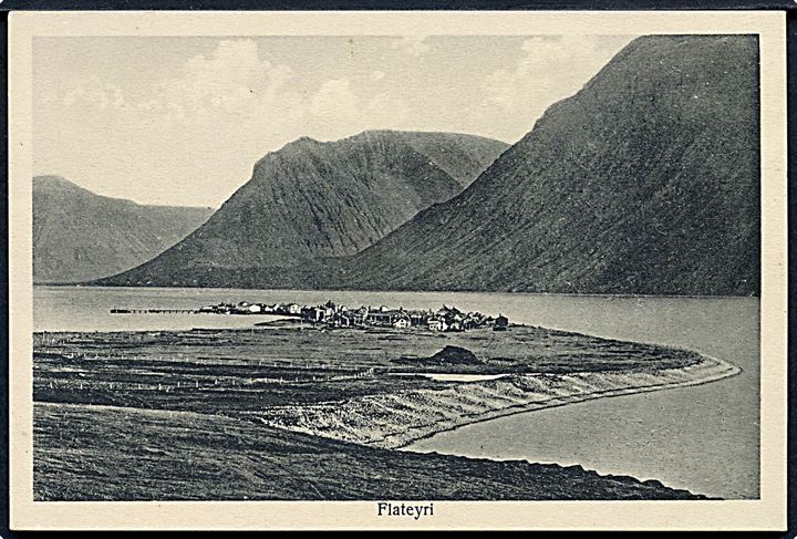 Flateyri, udsigt over øen. Chr. Andersen no. 97.