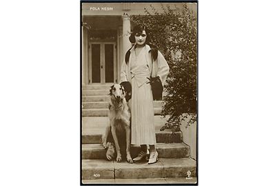 Pola Negri. Skuespillerinde fra Polen. J. Chr. Olsens Kunstforlag no. 408. 