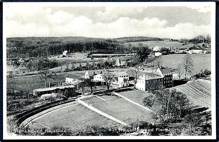 Rønshoved Højskole set fra luften. Højskolen ved Flensborg Fjord. Stenders no. 743 - 14. 