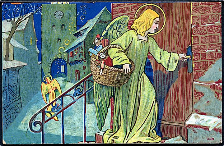 Glade Jul, dejlige jul, Engle dale ned i skjul. Grøn Engel ved døren. No. 7059.  