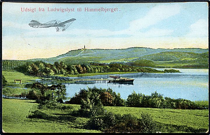 Udsigten fra Ludvigslyst til Himmelbjerget med både flyvemaskine og dampskibet Hjejlen. A. Vincent no. 90.