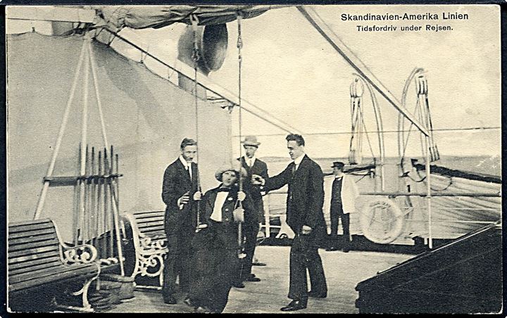 Tidsfordriv under rejsen på skib. Skandinavien - Amerika Linien. Einar O. Kull u/no. 