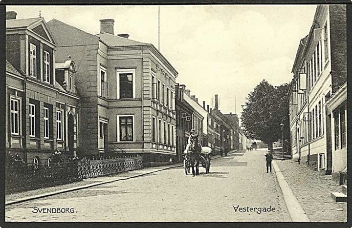 Parti fra Vestergade i Svendborg. Stenders no. 7343.