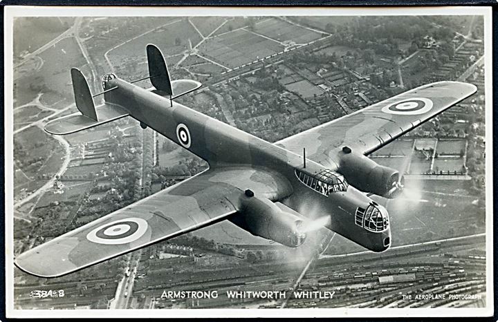 Armstrong Whitworth Whitley bombemaskine fra RAF. Valentine's no. 384-8