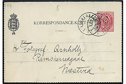 8 øre helsags korrespondancekort annulleret med lapidar Karrebæksminde d. 20.2.1899 til Næstved.