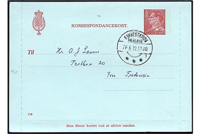 60 øre Fr. IX helsagskorrespondancekort (fabr. 119) annulleret med brotype stempel Flyvvestation Værløse sn1 d. 26.6.1972 til Fredericia. Fuld rand og uden meddelelse.
