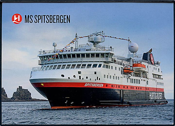 Norsk 17 kr. blandingsfrankeret brevkort (M/S Spitsbergen) annulleret med grønlandsk stempel 3900 Nuuk d. 18.7.2017 og sidestemplet Paquebot til Aschaffenburg, Tyskland.