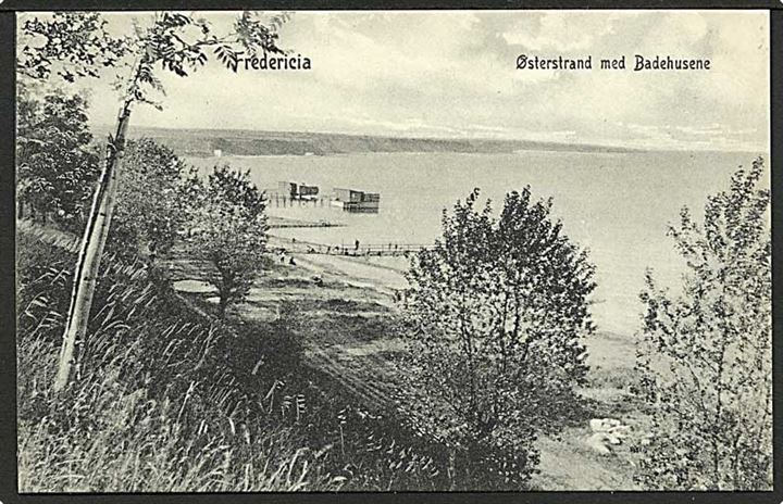 Østerstrand med badehusene ved Fredericia. W.K.F. no. 580.